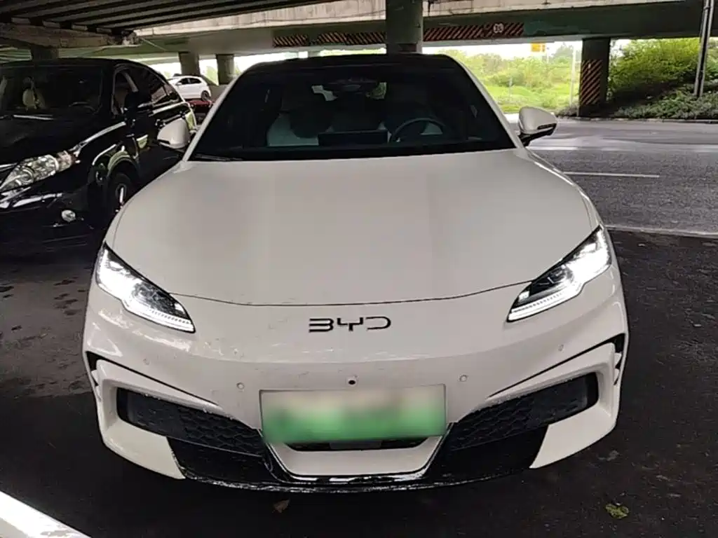 BYD Seal 06GT — миниатюра 3