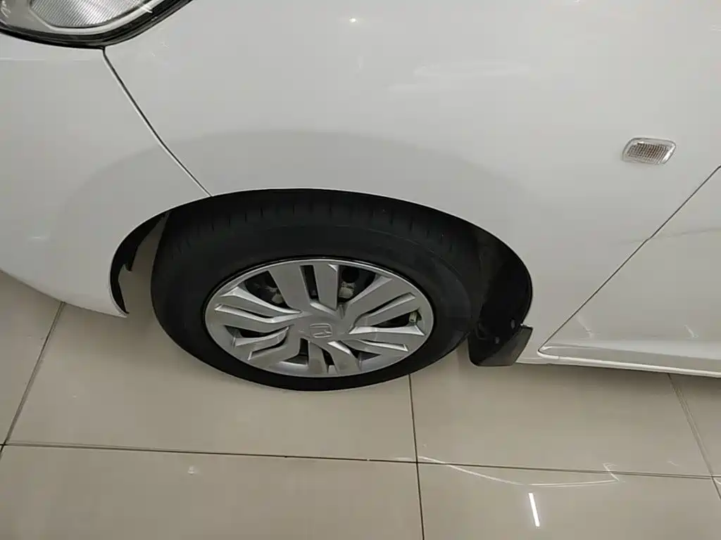 Honda Fit — миниатюра 23