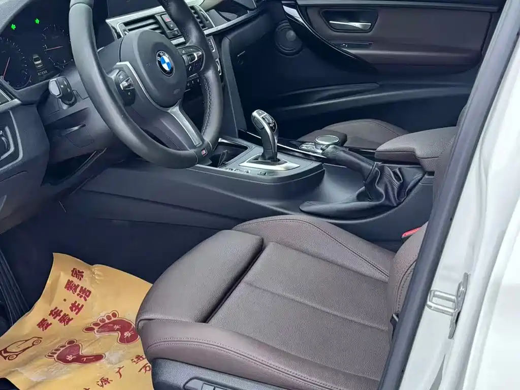 BMW 3 Series — миниатюра 8
