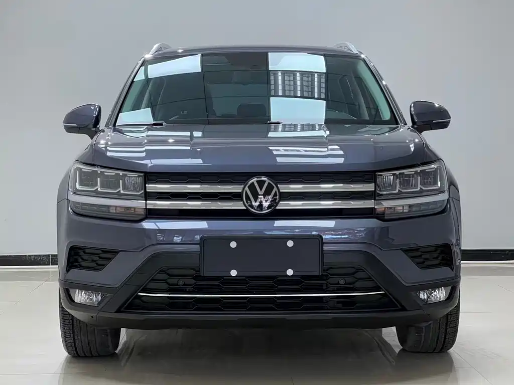 Volkswagen Tharu — миниатюра 2