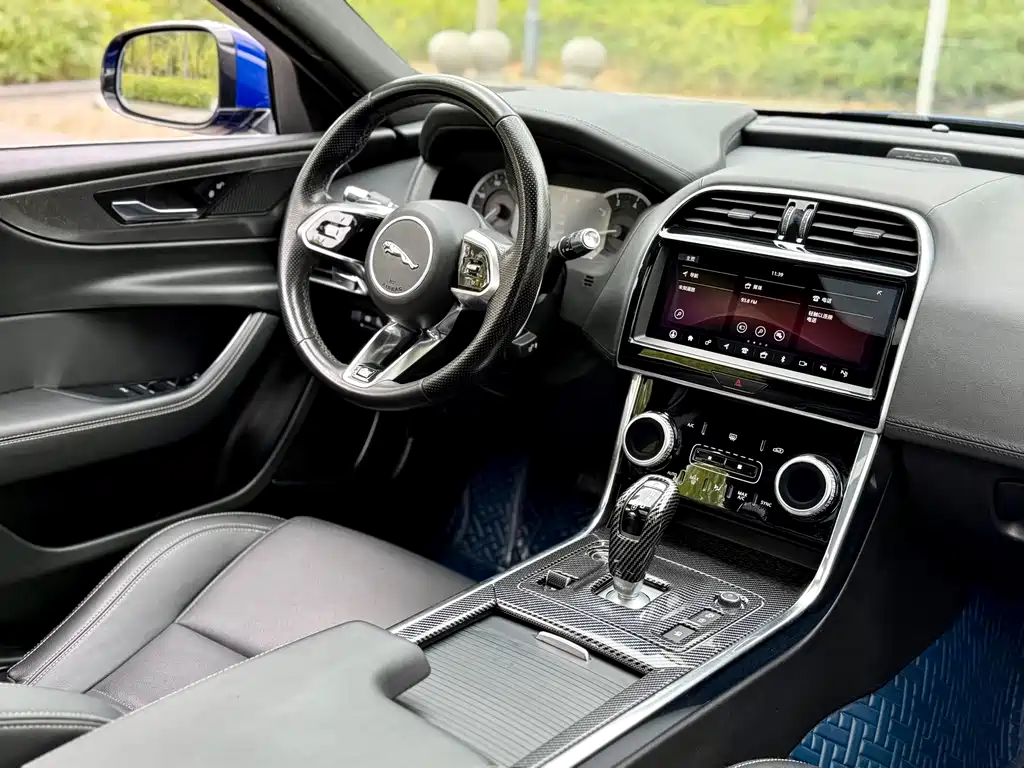 Jaguar XEL — миниатюра 20