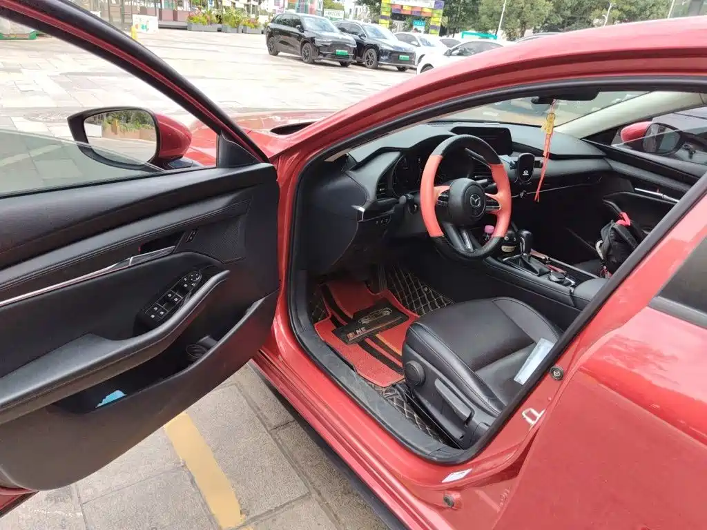 Mazda 3 Axela — миниатюра 12