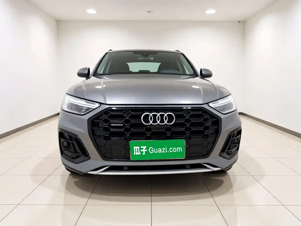Audi Q5L — миниатюра 2