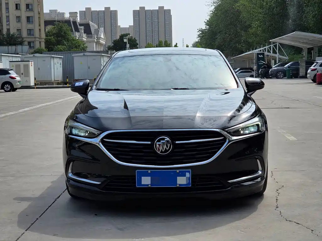 Buick LaCrosse — миниатюра 2