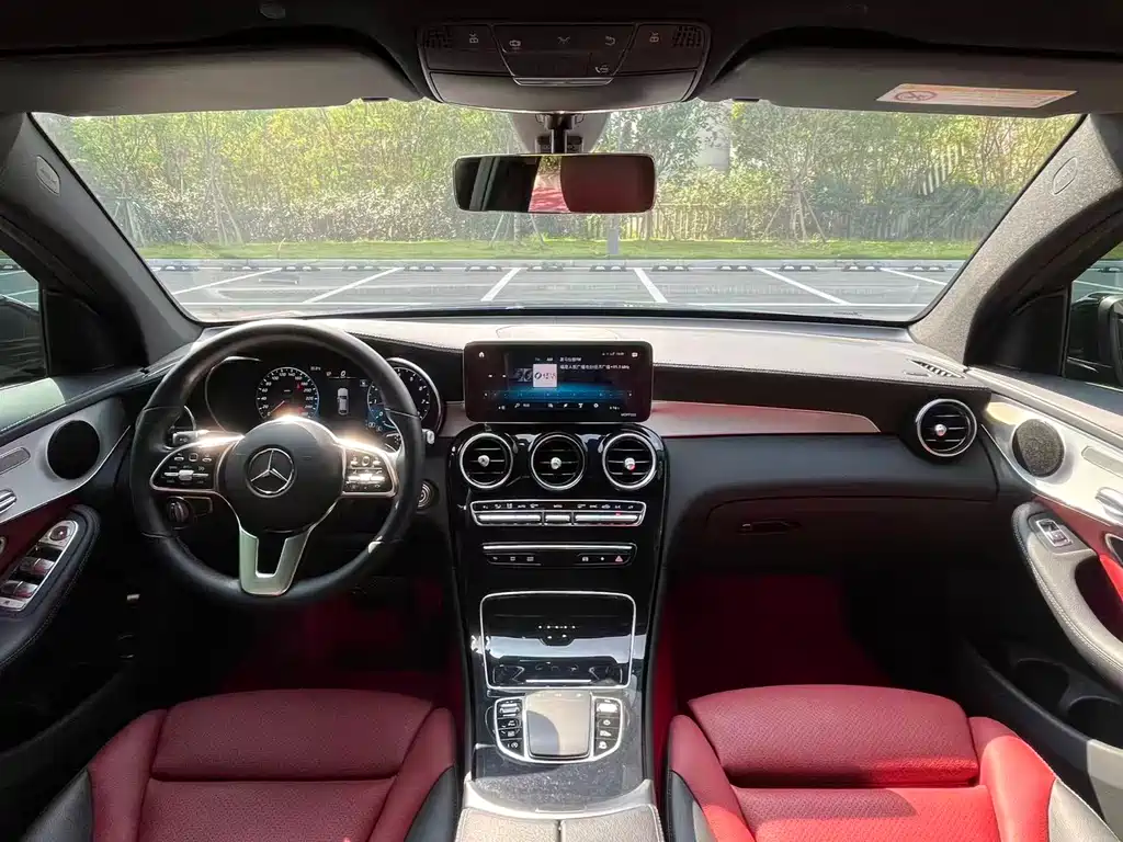 Mercedes-Benz GLC 2021 GLC 260 4MATIC SUV