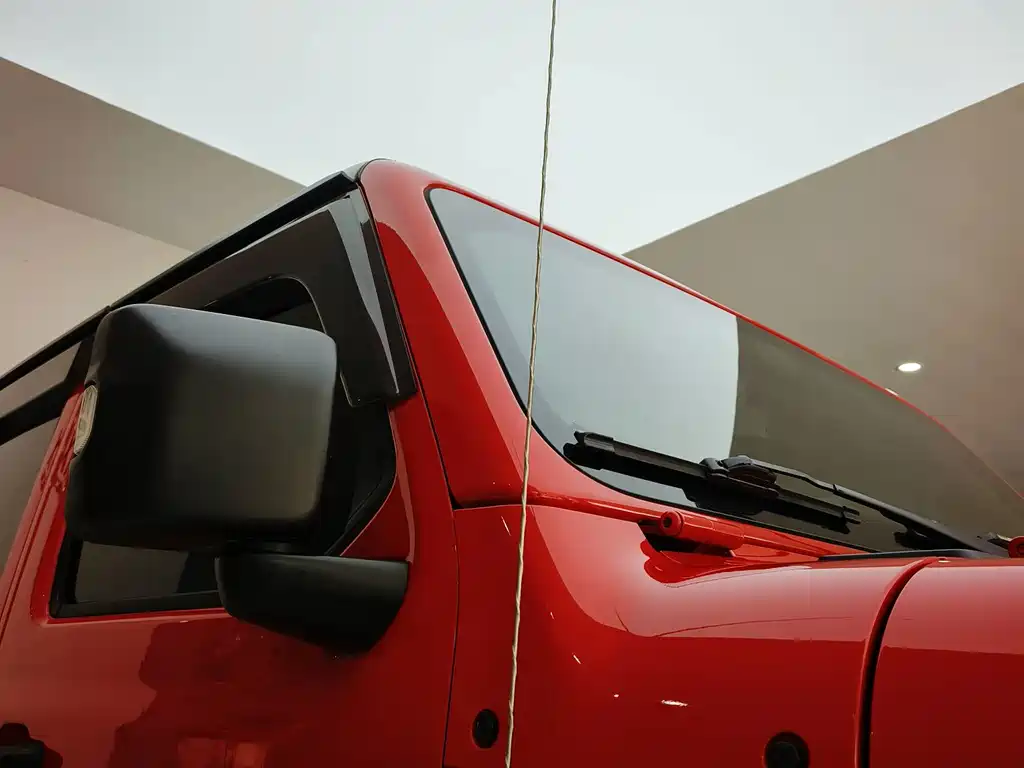 Jeep Wrangler — миниатюра 30