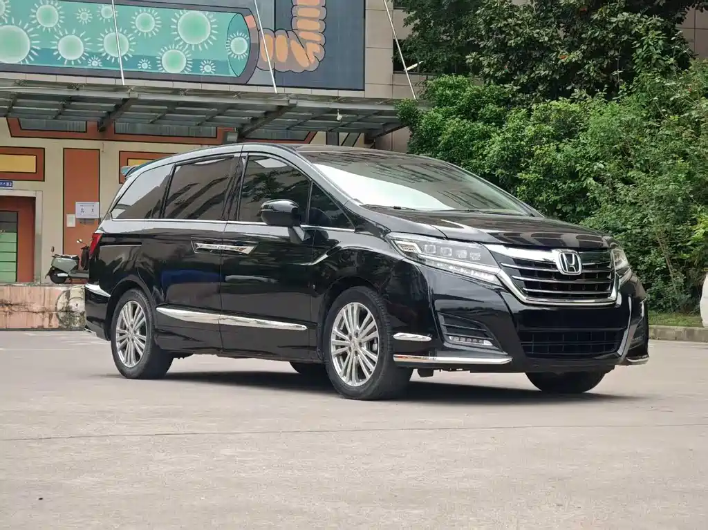 Honda Elysion 2016 2.4L Luxury