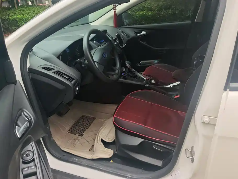 Ford Focus — миниатюра 9