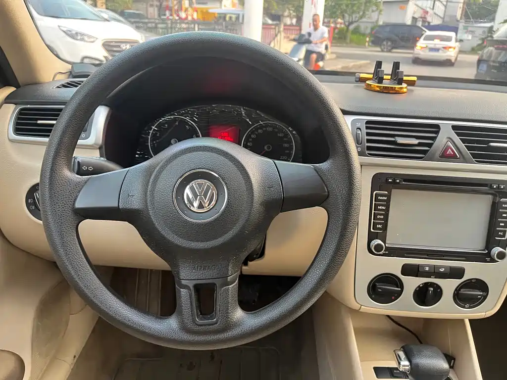 Volkswagen Bora — миниатюра 14