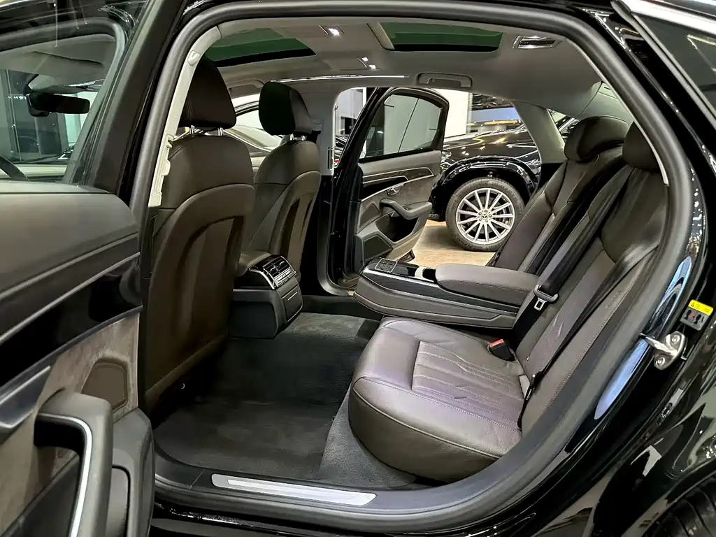Audi A8 2018 A8L 55 TFSI quattro Premium