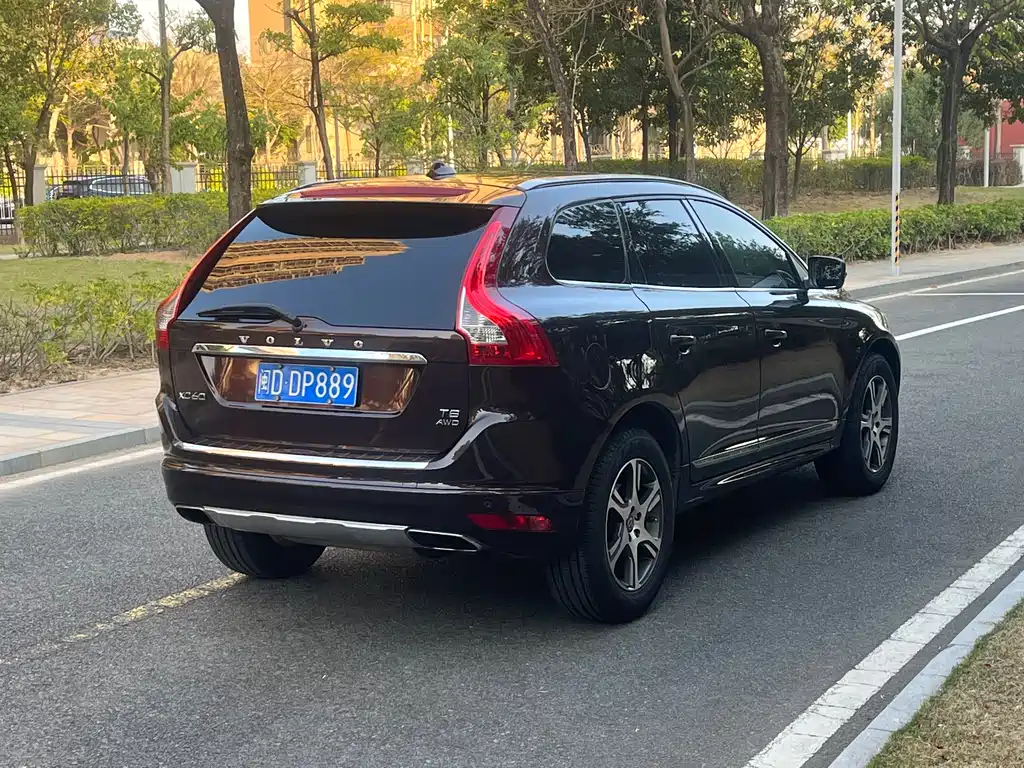 Volvo XC60 (Import) Facelift T5 Smart Elegant Edition, фото 4
