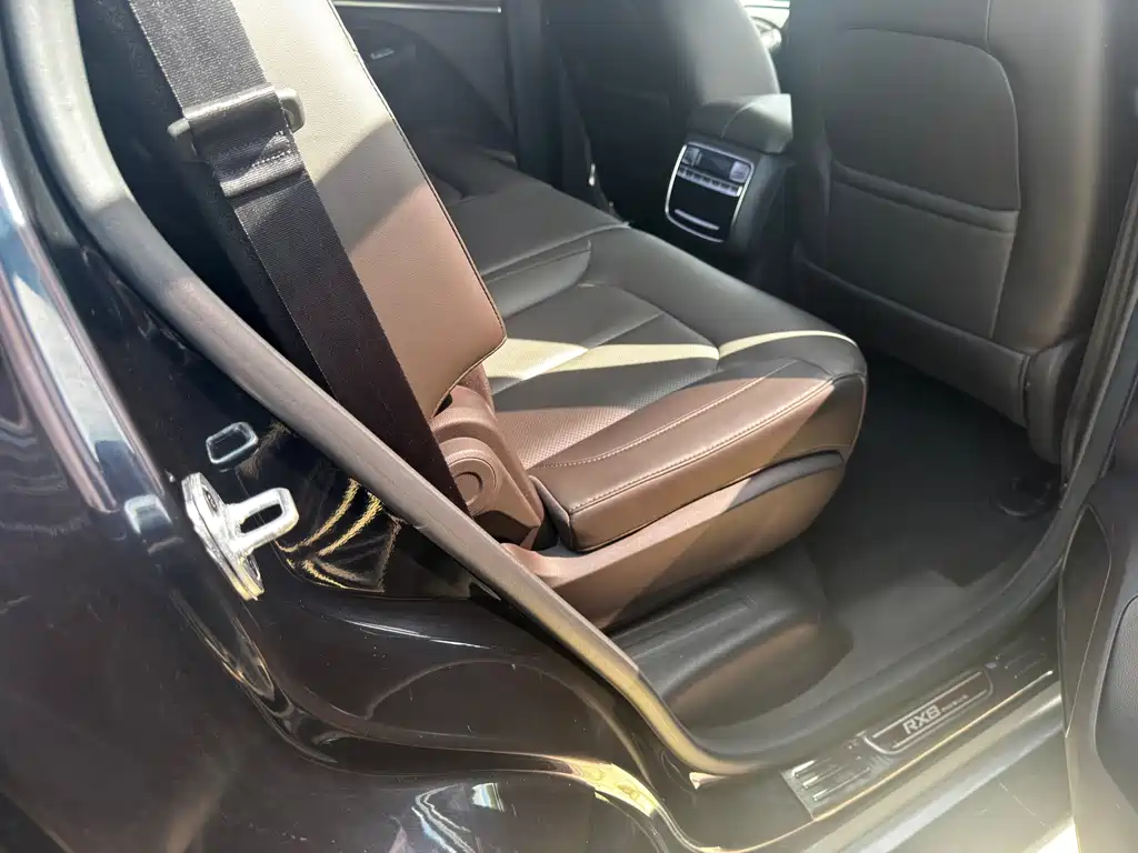Roewe RX8 — миниатюра 4