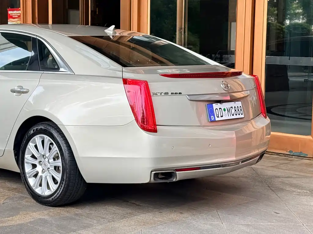 Cadillac XTS — миниатюра 7