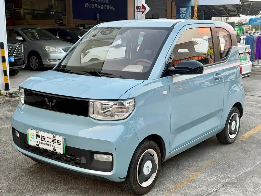 Wuling MINIEV