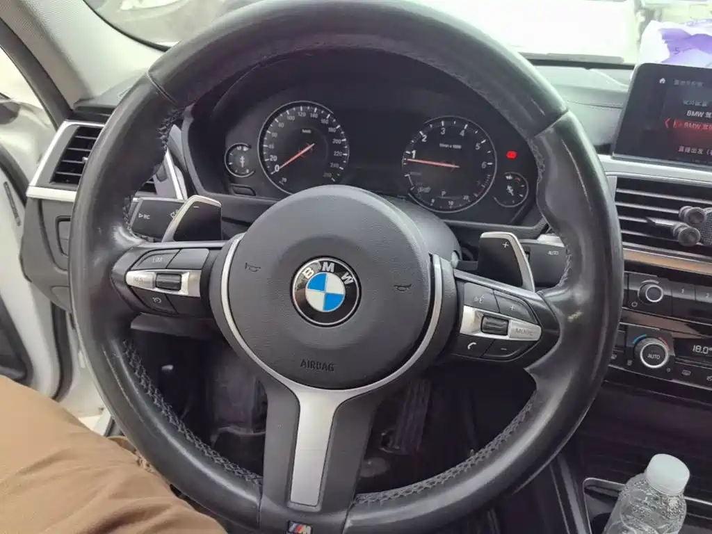 BMW 3 Series — миниатюра 11