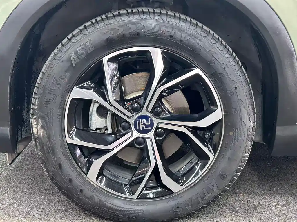 BYD Yuan Plus — миниатюра 16