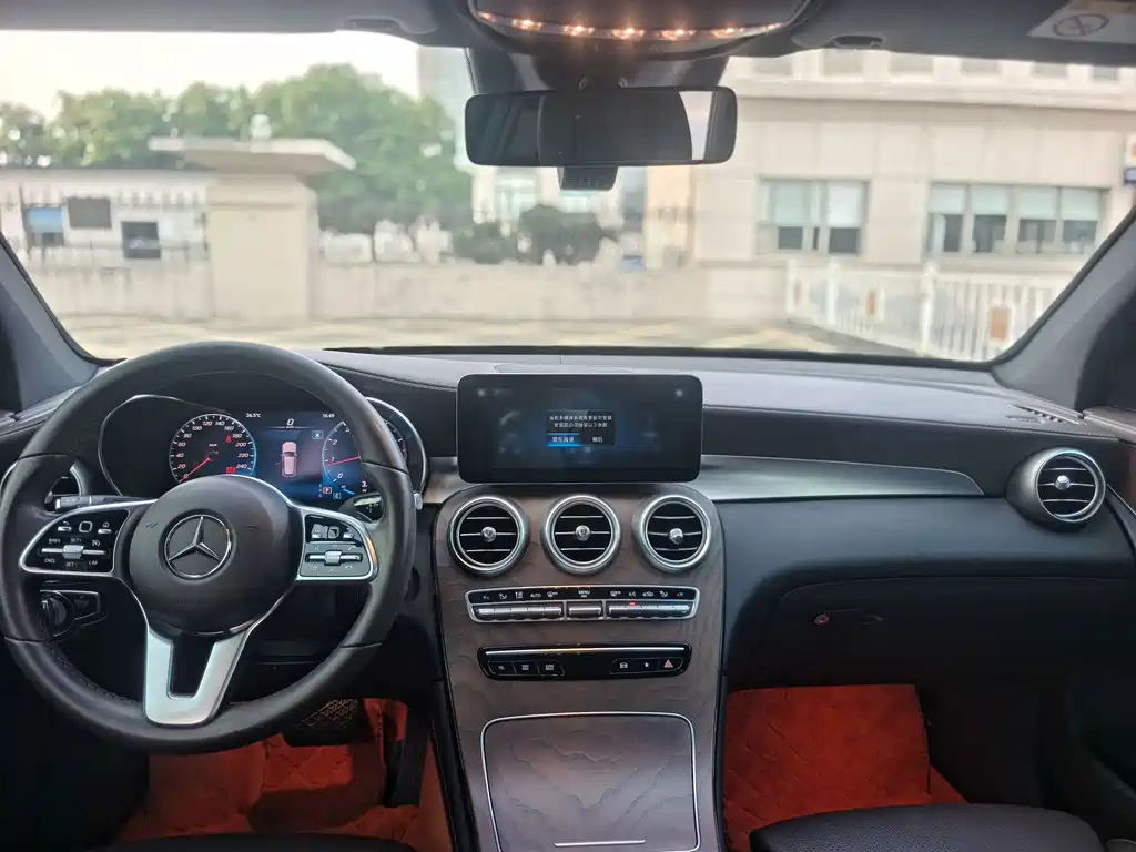 Mercedes-Benz GLC — миниатюра 7