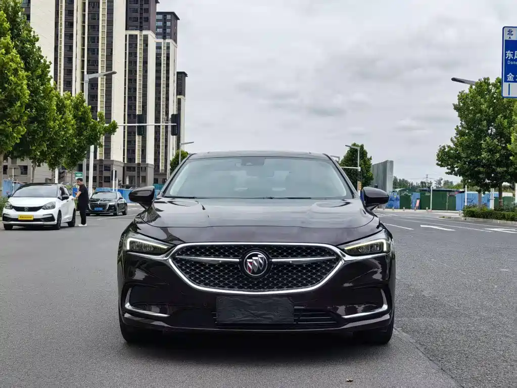 Buick LaCrosse 2022 Avenir