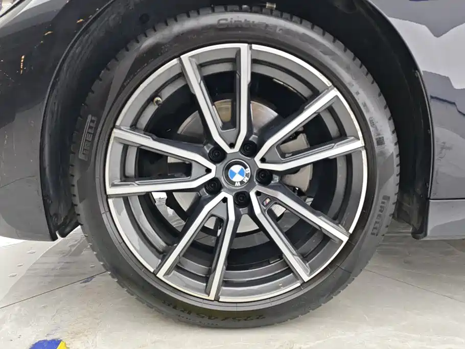 BMW 3 Series — миниатюра 6