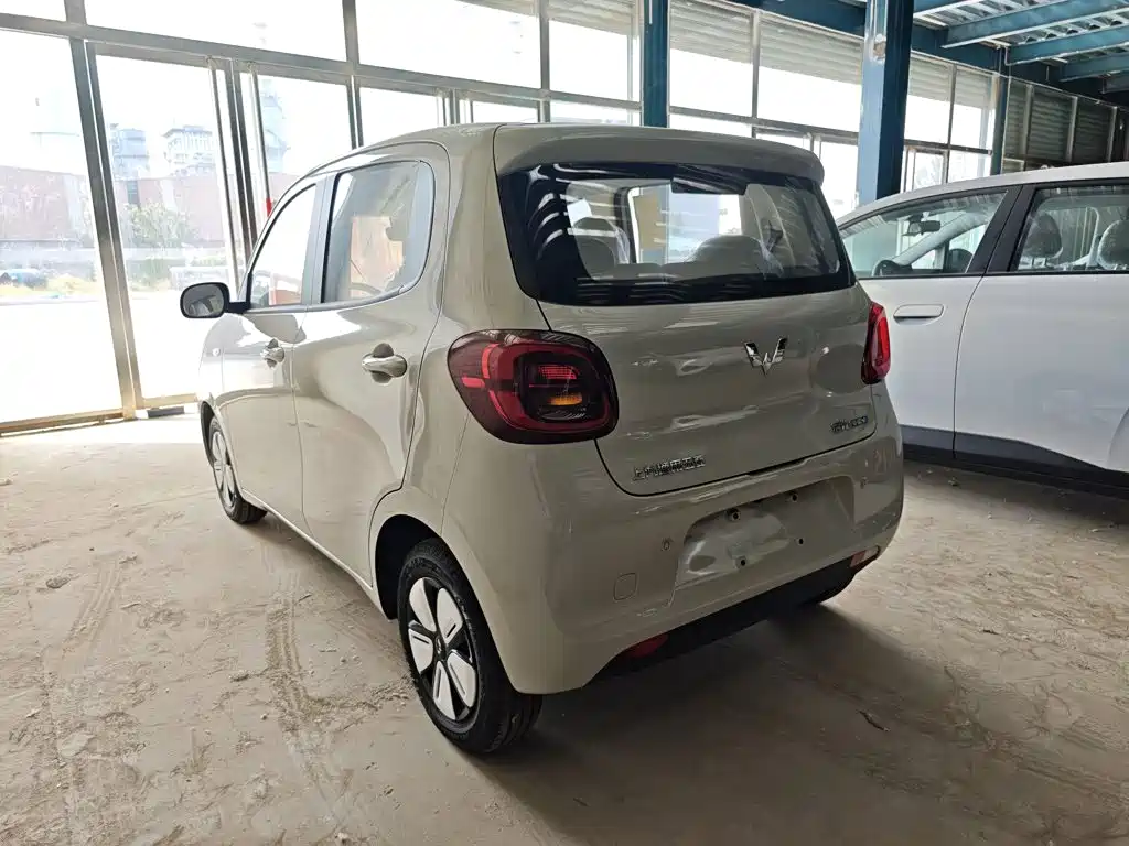 Wuling MINIEV — миниатюра 5