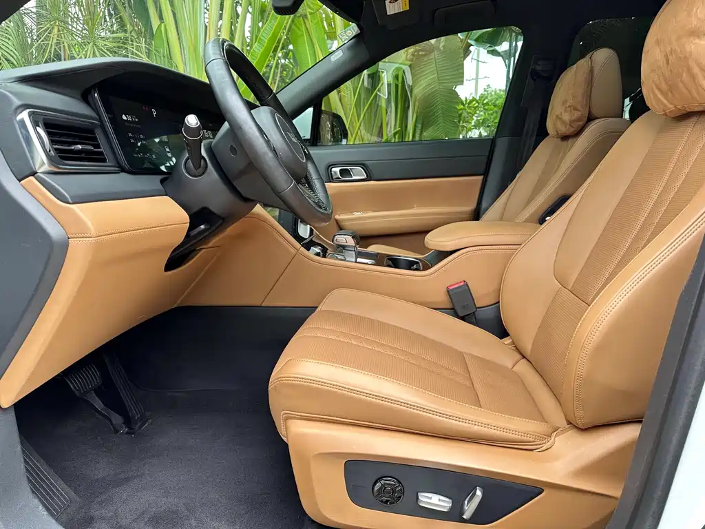 Li Auto Li ONE — миниатюра 9