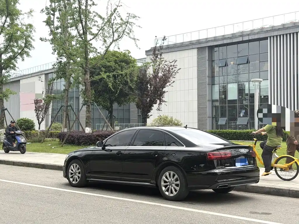 Audi A6L — миниатюра 7
