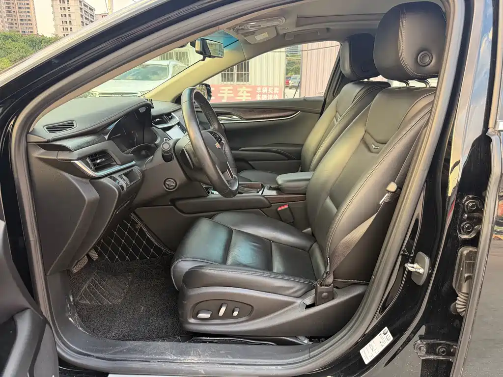 Cadillac XTS — миниатюра 7