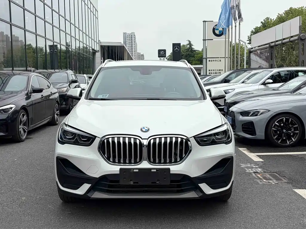BMW X1 2021 xDrive25Li Premium