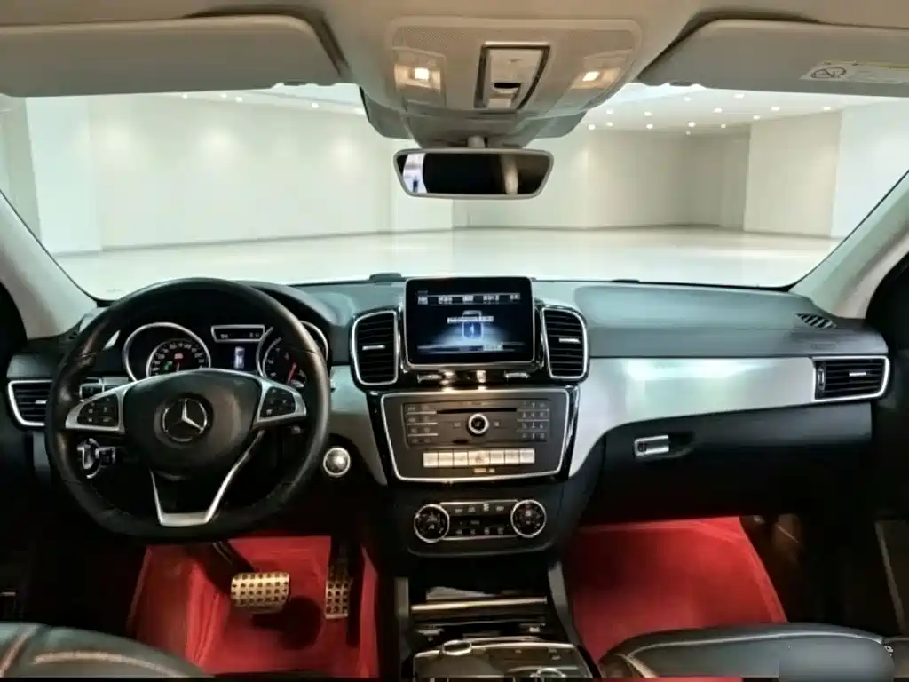Mercedes-Benz GLE Coupe AMG — миниатюра 6