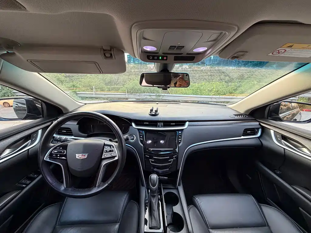 Cadillac XTS — миниатюра 8