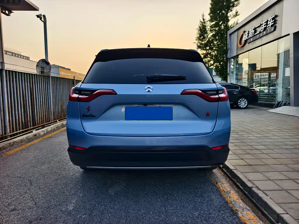 NIO NIO ES8