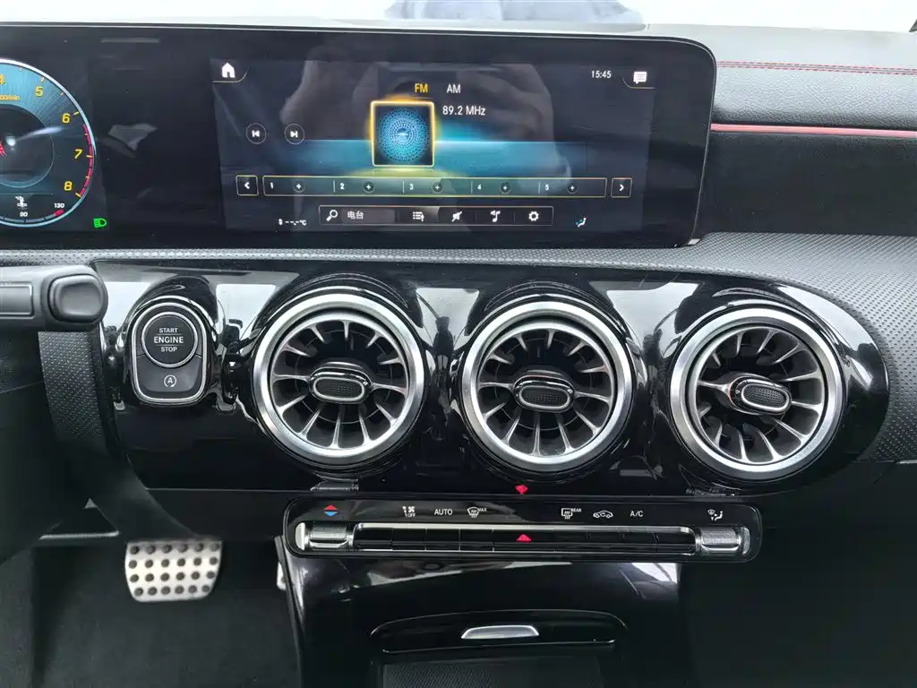 Mercedes-Benz CLA 2020 CLA 200