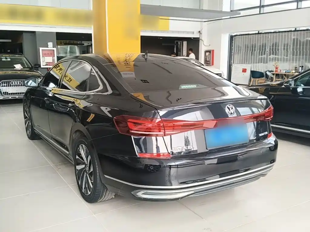 Volkswagen Passat — миниатюра 5