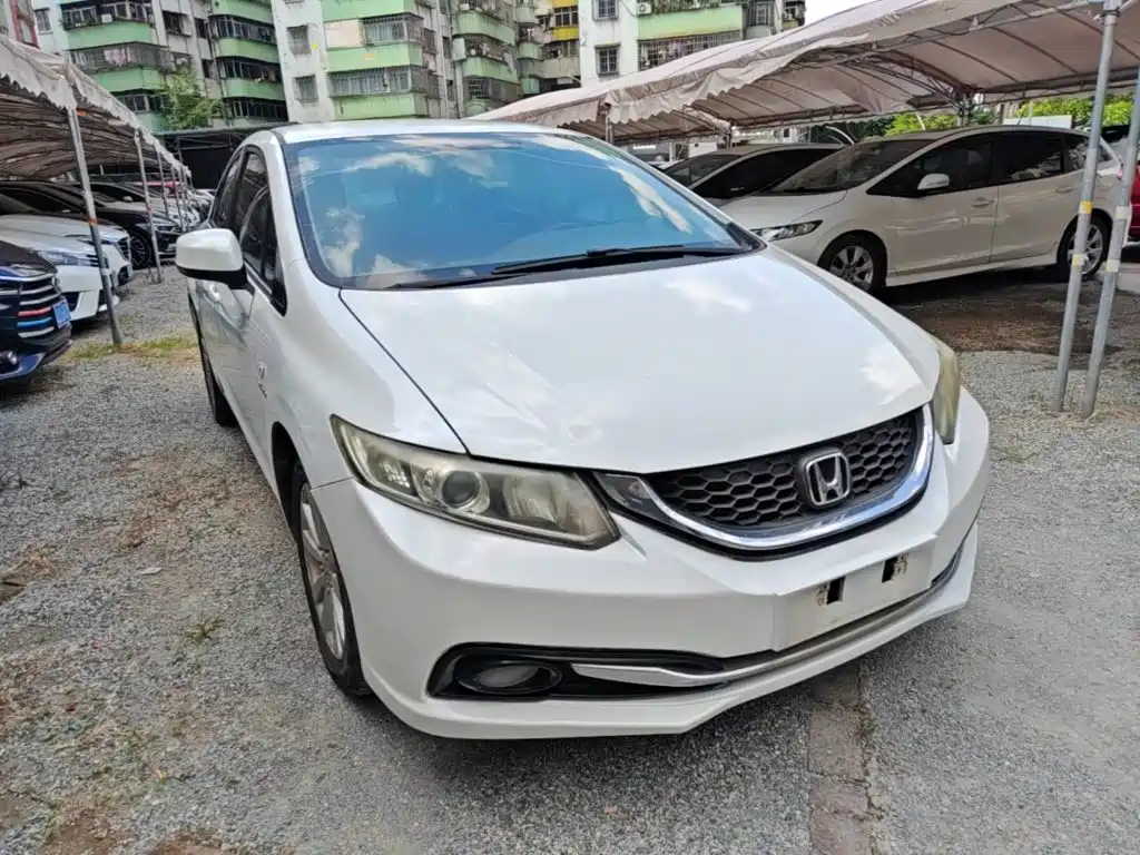 Honda Civic — миниатюра 4