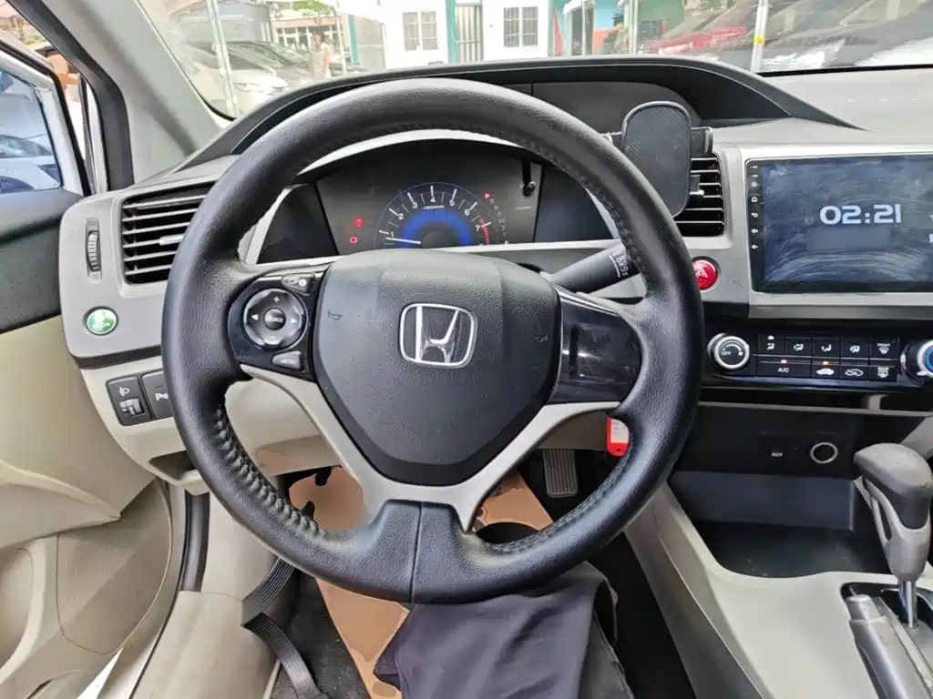 Honda Civic — миниатюра 11