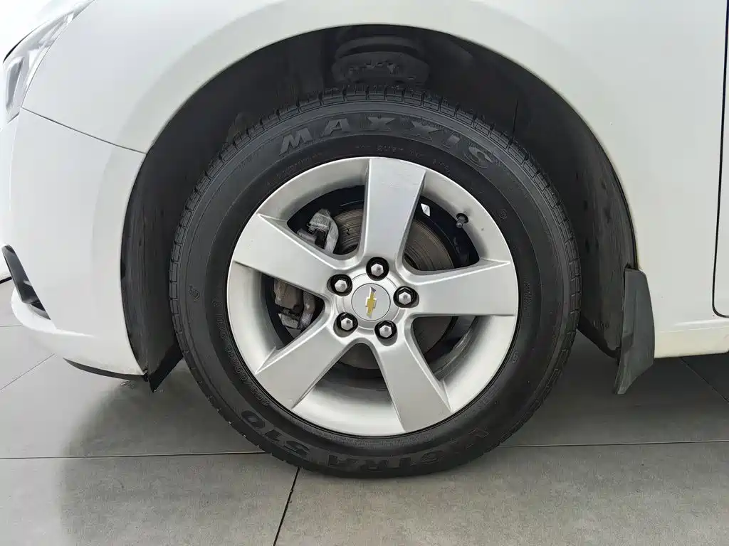 Chevrolet Cruze — миниатюра 17