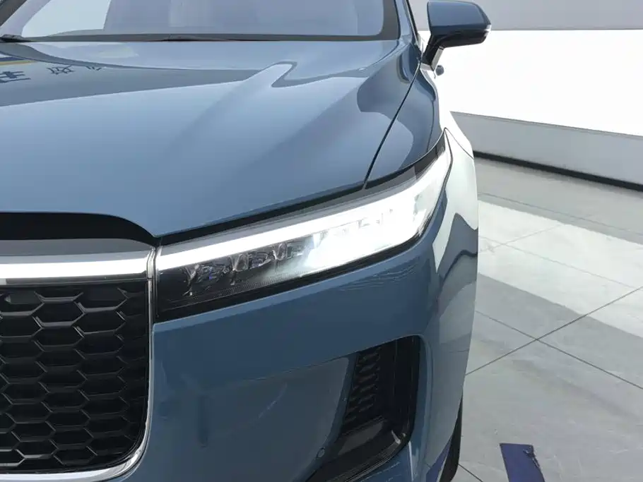 Li Auto Li ONE — миниатюра 5