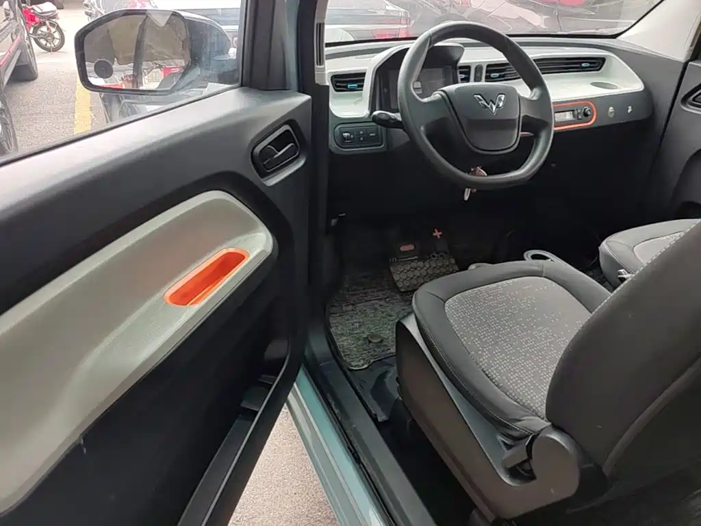 Wuling MINIEV — миниатюра 16
