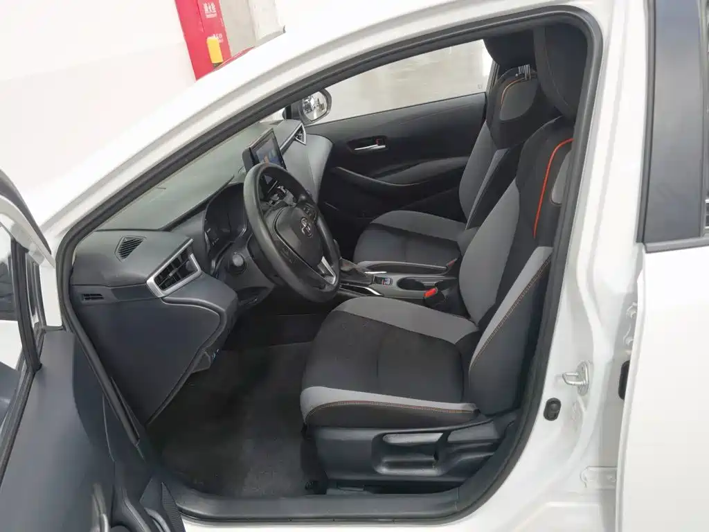 Toyota Corolla — миниатюра 10