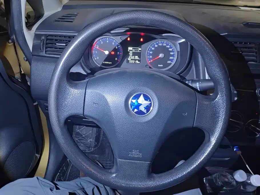 Venucia R50X — миниатюра 15