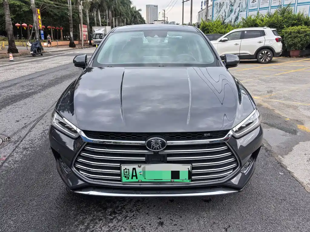 BYD Qin Pro Pro 2019 DM 1.5TI AT VI