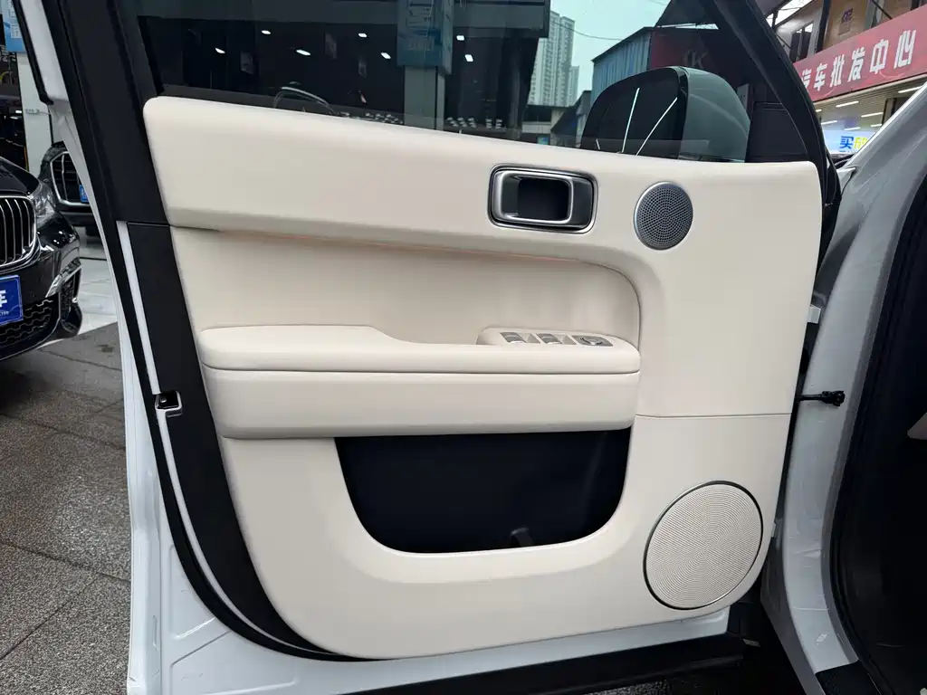 Li Auto Li L6 — миниатюра 6