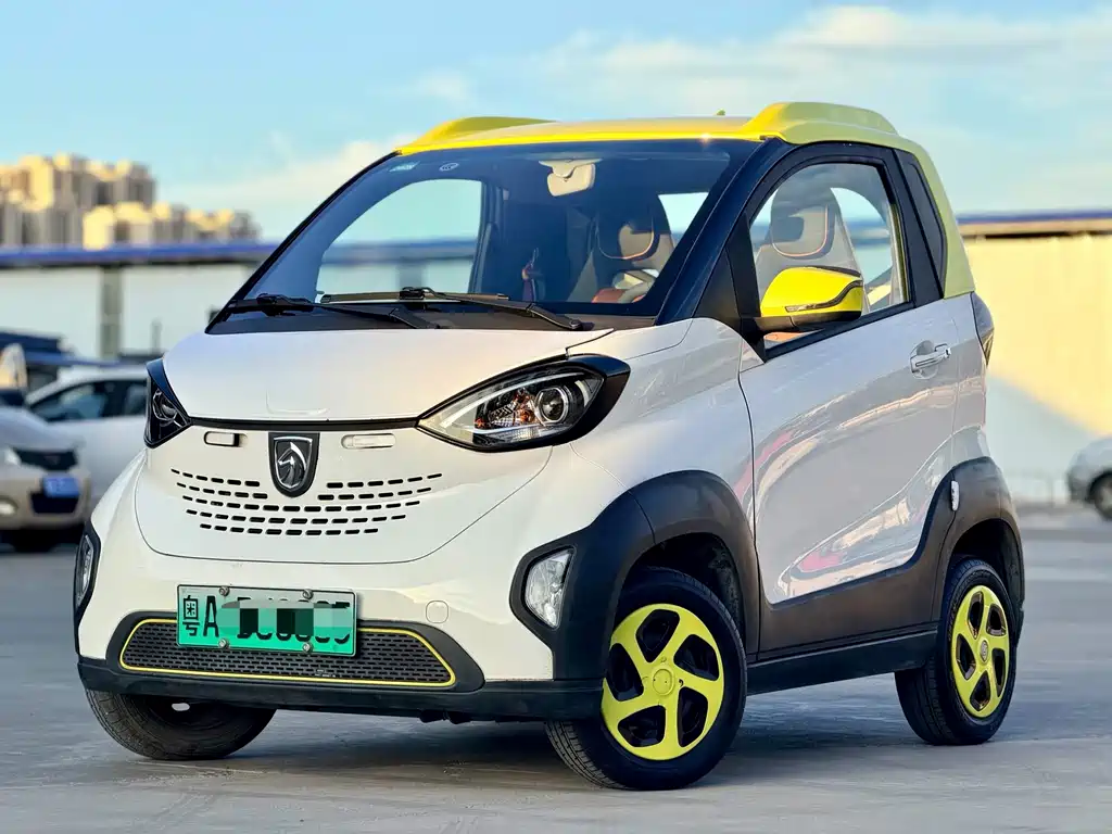 Baojun E100