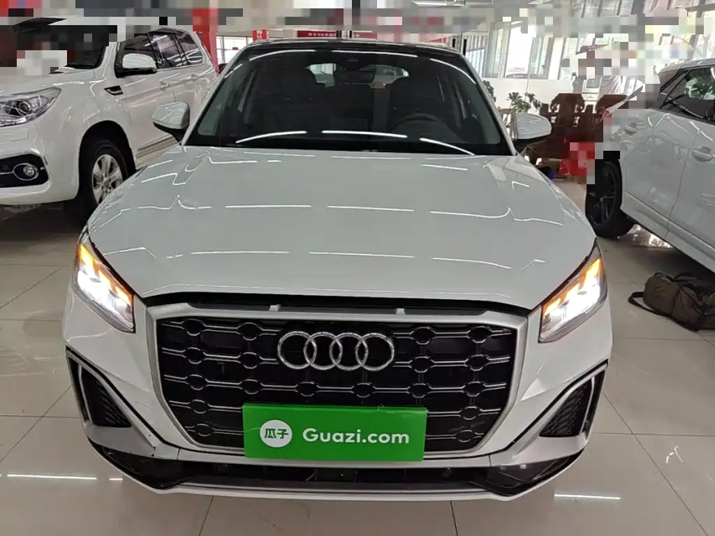 Audi Q2L — миниатюра 3