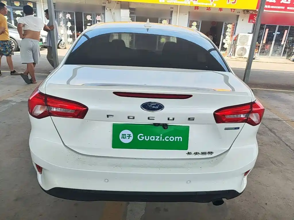 Ford Focus — миниатюра 6