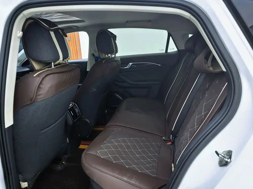 Bestune B70 — миниатюра 5