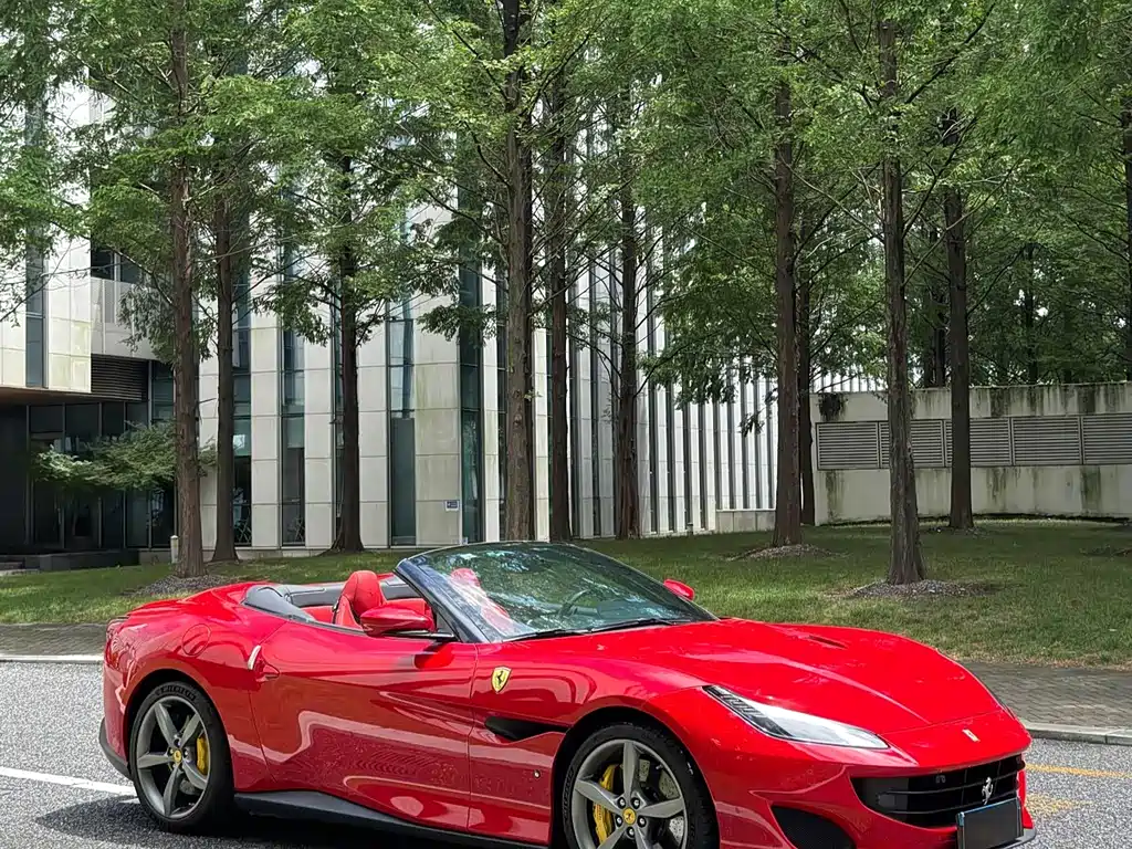 Ferrari Portofino 2019
