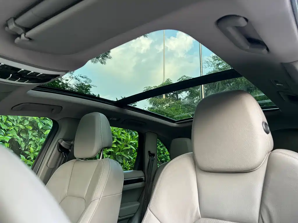 Porsche Cayenne — миниатюра 11