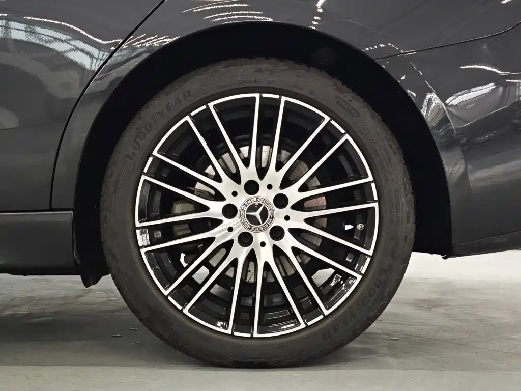 Mercedes-Benz C-Class — миниатюра 23