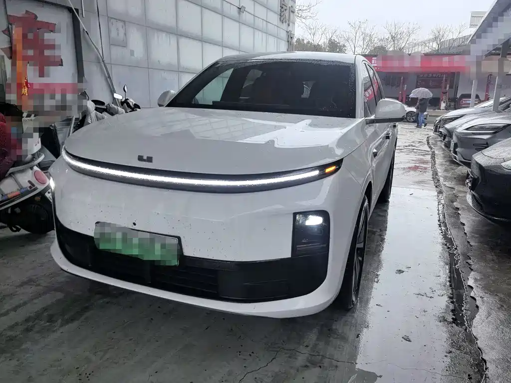 Li Auto IDEAL L6
